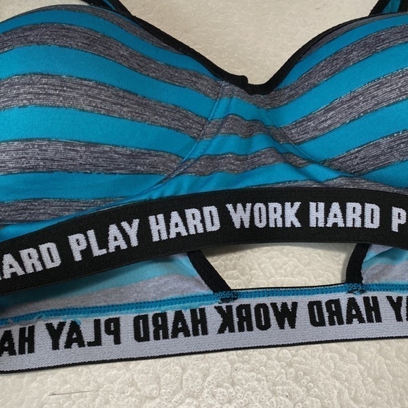 Body Form 34C Work Hard Play
Hard Activewear Sports striped race back Bra - Picture 9 of 9